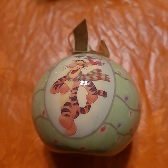 Disney Other - Tigger Christmas Ball Ornament